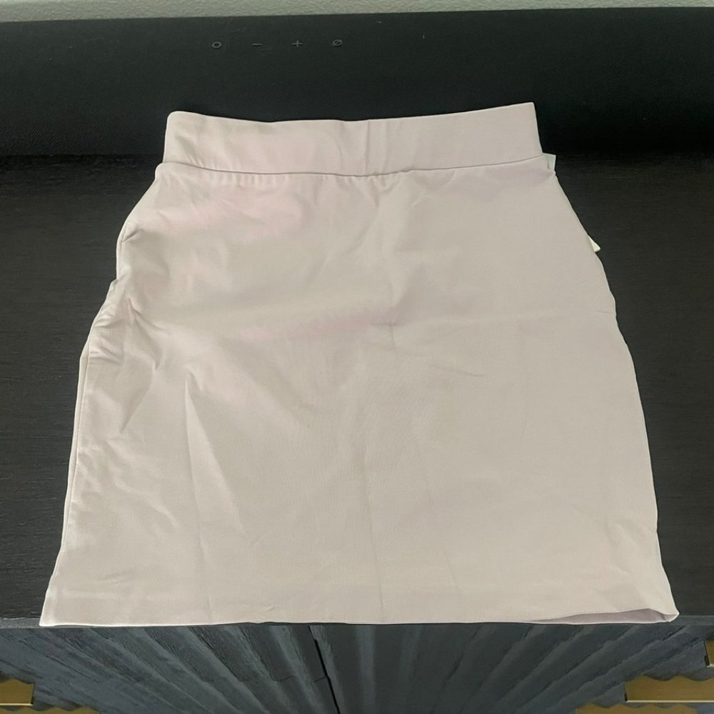 NWT Babaton Contour Skirt